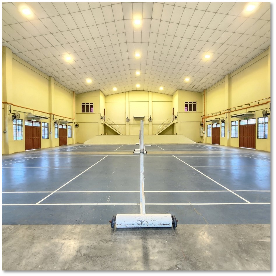 GELANGGANG BADMINTON 1 (DEWAN MDTM TROLAK PEKAN)