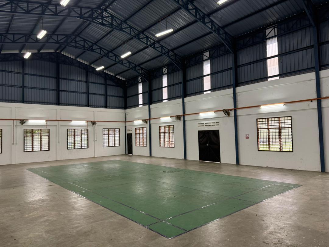 GELANGGANG DEWAN BAGAN BAHARU