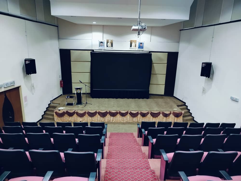 AUDITORIUM MAJLIS DAERAH BATU GAJAH
